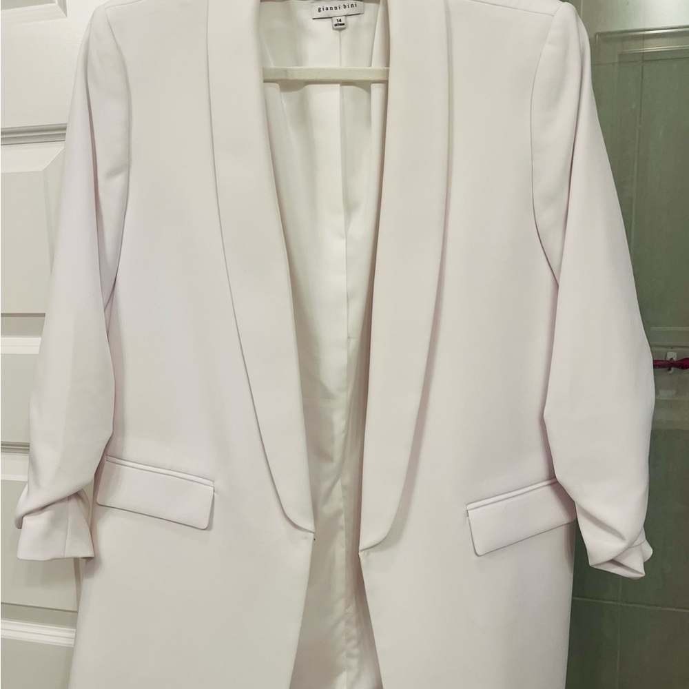 Elegant Pure White Blazer